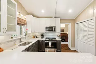 7012 Morganford Rd, Charlotte, NC 28211 - Photo 22