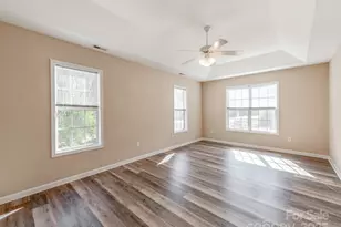 8115 Sisters Ln, Denver, NC 28037 - Photo 12