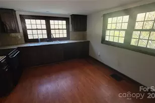 1517 Summerville Rd, Charlotte, NC 28214 - Photo 12