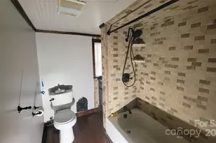 1517 Summerville Rd, Charlotte, NC 28214 - Photo 16