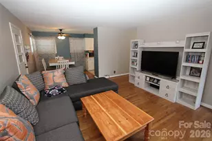 327 Breslin St, Wadesboro, NC 28170 - Photo 8