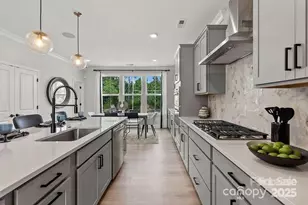 5029 Westmead Ln, Charlotte, NC 28262 - Photo 6