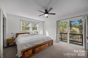 20 Country Rd, Hendersonville, NC 28791 - Photo 8