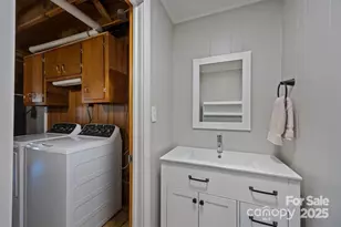 20 Country Rd, Hendersonville, NC 28791 - Photo 16