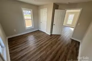 332 Arlington Cir NW, Lenoir, NC 28645 - Photo 10