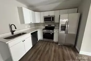 332 Arlington Cir NW, Lenoir, NC 28645 - Photo 4