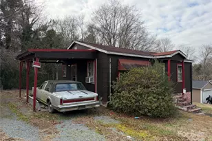 1132 Threatt St, Lancaster, SC 29720 - Photo 2