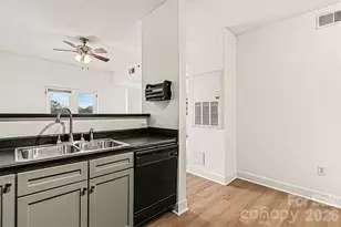 1315 East Blvd, Charlotte, NC 28203 - Photo 8