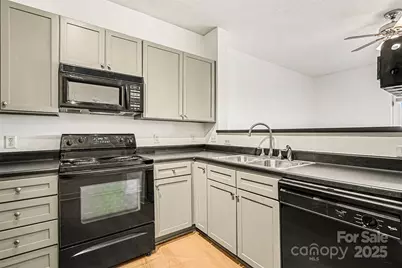 1315 East Boulevard #534, Charlotte, NC 28203 - Photo 6