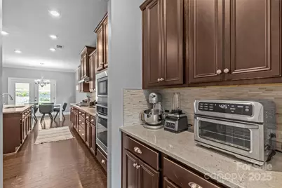 11209 Flenniken Court, Charlotte, NC 28277 - Photo 8