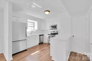 8510 Castle Pine Ct, Charlotte, NC 28226 - Photo 10