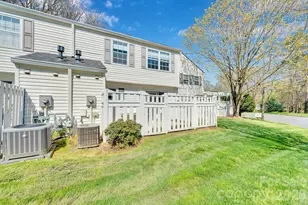 8510 Castle Pine Ct, Charlotte, NC 28226 - Photo 32