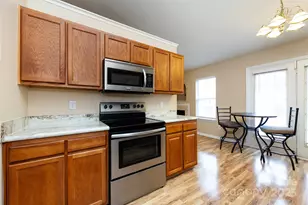 11015 Olde English Dr, Charlotte, NC 28216 - Photo 20