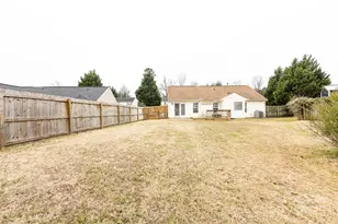 11015 Olde English Dr, Charlotte, NC 28216 - Photo 40