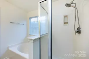 11015 Olde English Dr, Charlotte, NC 28216 - Photo 26