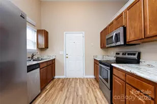 11015 Olde English Dr, Charlotte, NC 28216 - Photo 18