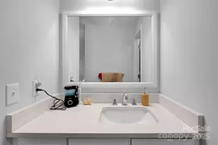 9041 J M Keynes Dr, Charlotte, NC 28262 - Photo 10