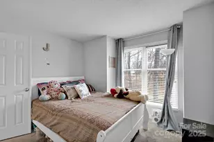 9041 J M Keynes Dr, Charlotte, NC 28262 - Photo 32