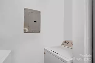 9041 J M Keynes Dr, Charlotte, NC 28262 - Photo 14