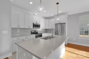 3200 Auten Ave, Charlotte, NC 28269 - Photo 12