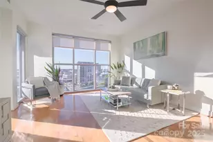 333 W Trade Street W, Charlotte, NC 28202 - Photo 6