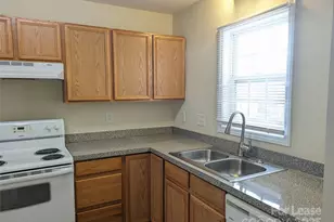 113 Steam Engine Dr, Mooresville, NC 28115 - Photo 8