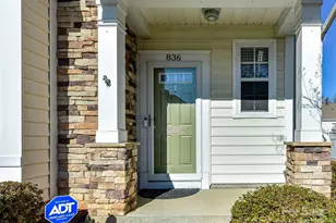 836 Gentlewinds Ct, Fort Mill, SC 29708 - Photo 2