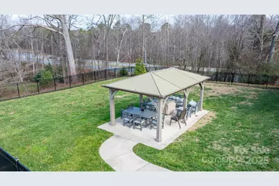 906 3rd Street Drive NE, Conover, NC 28613 - Photo 40