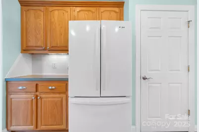 906 3rd Street Drive NE, Conover, NC 28613 - Photo 10