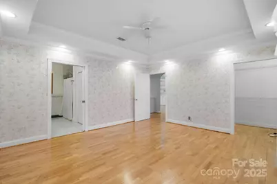 906 3rd Street Drive NE, Conover, NC 28613 - Photo 12