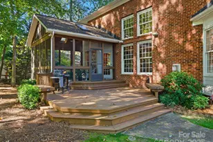 9421 Briarwick Ln, Charlotte, NC 28277 - Photo 38