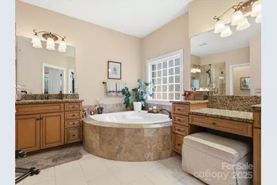 9421 Briarwick Lane, Charlotte, NC 28277 - Photo 26