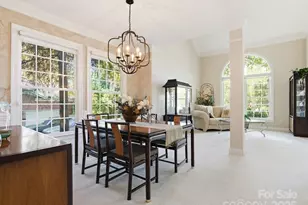 9421 Briarwick Ln, Charlotte, NC 28277 - Photo 16