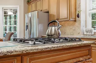 9421 Briarwick Ln, Charlotte, NC 28277 - Photo 8