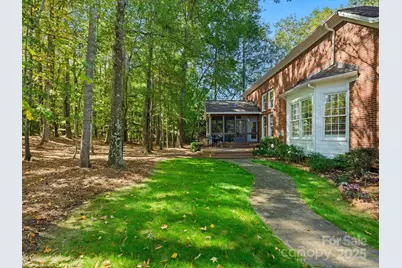 9421 Briarwick Lane, Charlotte, NC 28277 - Photo 42