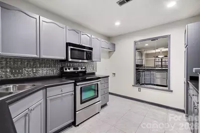 9733 Elizabeth Townes Lane, Charlotte, NC 28277 - Photo 6