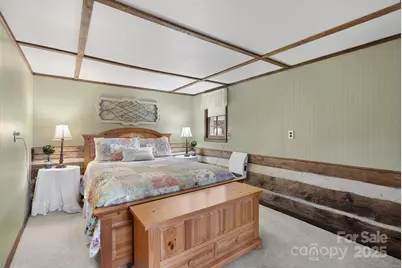 1040 Oak Ridge Lane, Mars Hill, NC 28754 - Photo 18