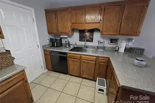 5202 Robin Ln, Randleman, NC 27317 - Photo 36