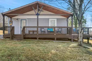 240 Norleon Ave, Hendersonville, NC 28791 - Photo 2