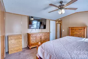 977 Lavender Rd, Grover, NC 28073 - Photo 14