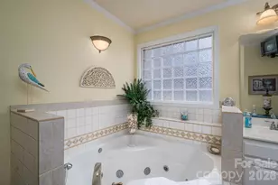 107 Farmwood Dr, Cherryville, NC 28021 - Photo 10