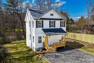 174 Atwood Dr, Hendersonville, NC 28791 - Photo 2