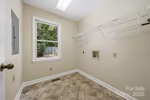 147 35th Ave NE, Hickory, NC 28601 - Photo 18