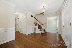 147 35th Ave NE, Hickory, NC 28601 - Photo 6