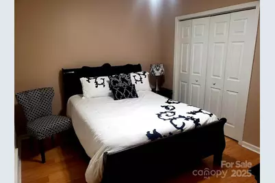 709 Villas Court, Asheville, NC 28806 - Photo 12