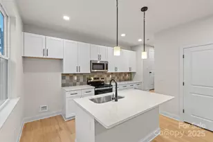 405 Winston Ave, Statesville, NC 28677 - Photo 2