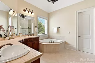 6806 Larrisa Ct, Charlotte, NC 28226 - Photo 24