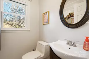 154 Harris St, Spruce Pine, NC 28777 - Photo 22