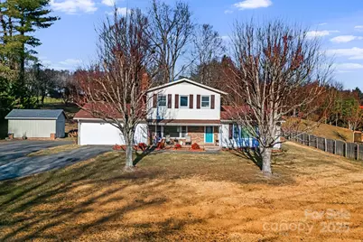 154 Harris Street, Spruce Pine, NC 28777 - Photo 4