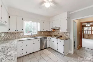 1311 Burtonwood Cir, Charlotte, NC 28212 - Photo 2